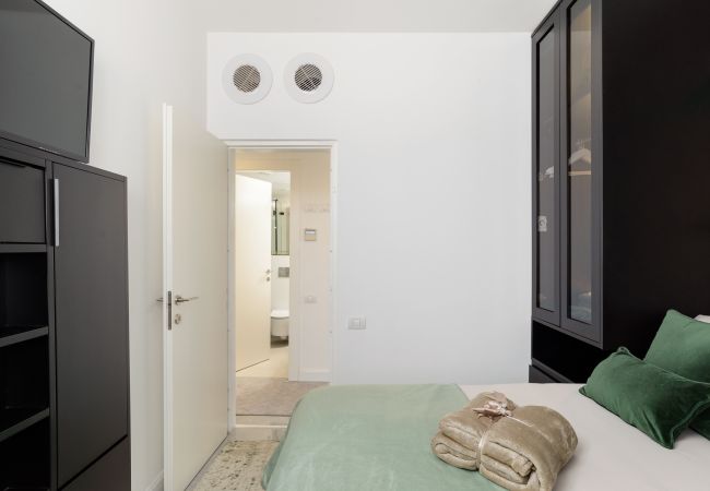 Apartment in Tel Aviv - Jaffa - MAMAD Luxury Executive 4BR with Terrace & Sea View by FeelHome Apartment in Tel Aviv - Jaffa - MAMAD Luxury Executive 4BR with Terrace & Sea View by FeelHome