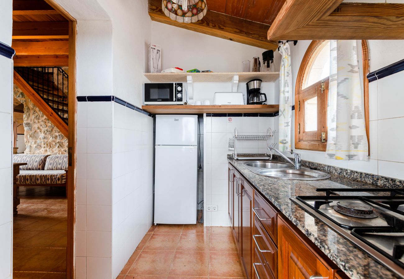 Apartment in Maria de la salut - YourHouse Deulosal, family-friendly rural house, cycling friendy