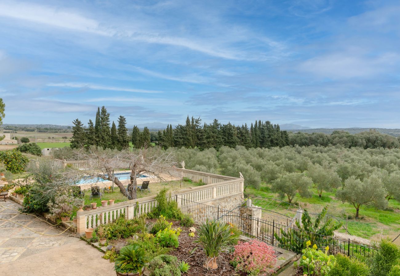 Apartment in Maria de la salut - YourHouse Deulosal, family-friendly rural house, cycling friendy
