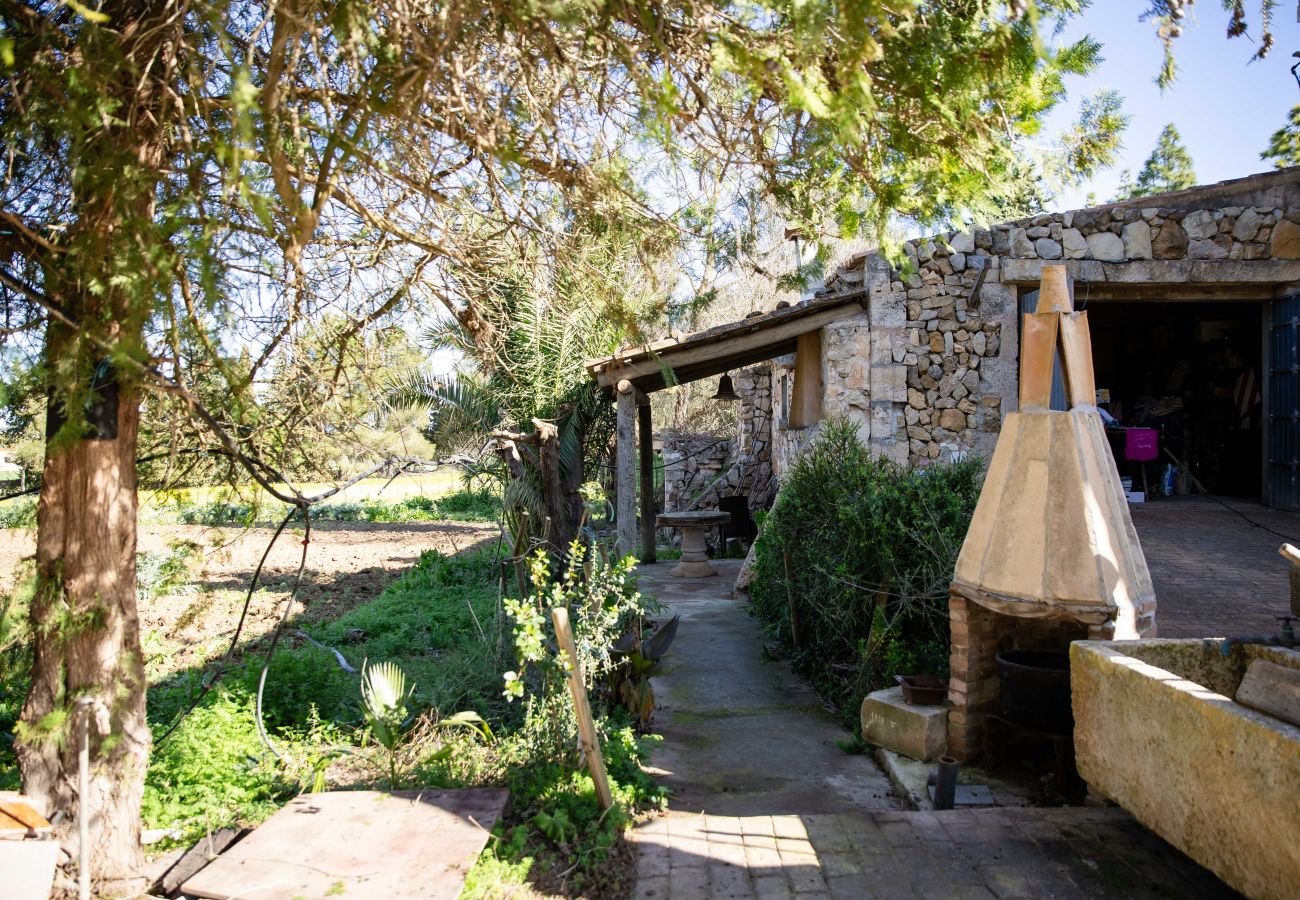 Apartment in Maria de la salut - YourHouse Deulosal, family-friendly rural house, cycling friendy