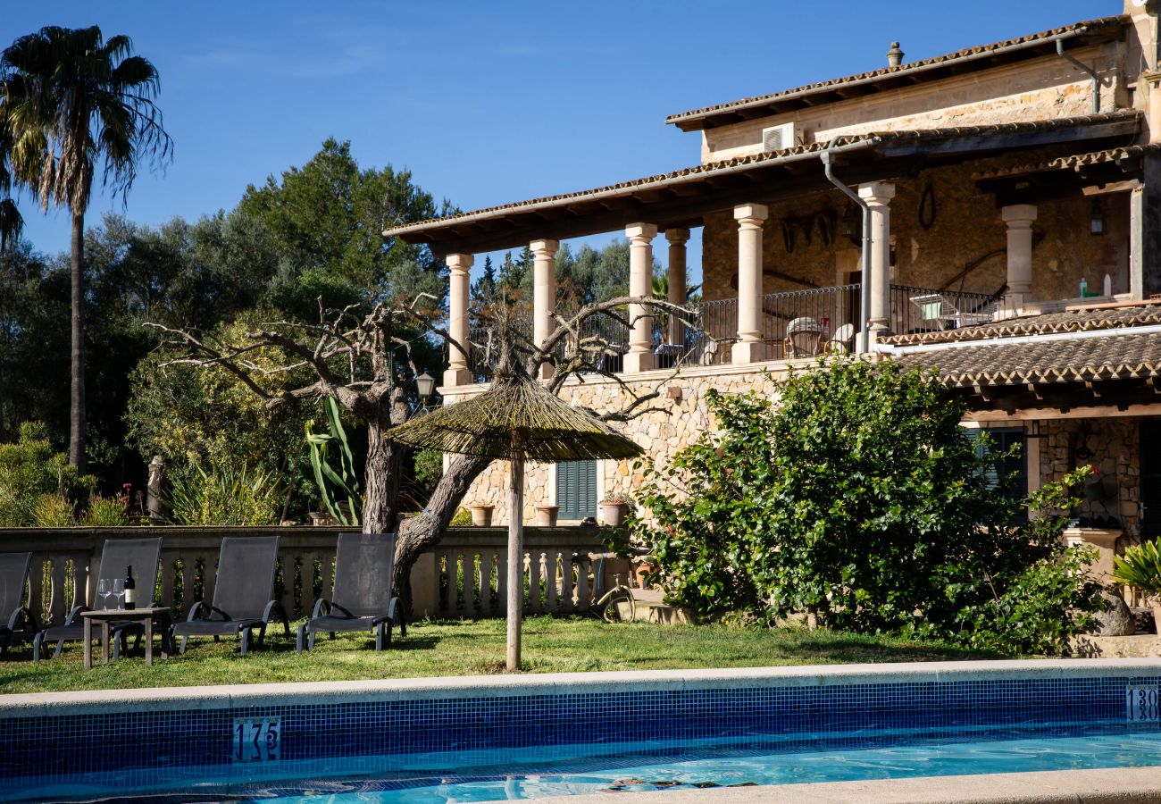 Apartment in Maria de la salut - YourHouse Deulosal, family-friendly rural house, cycling friendy