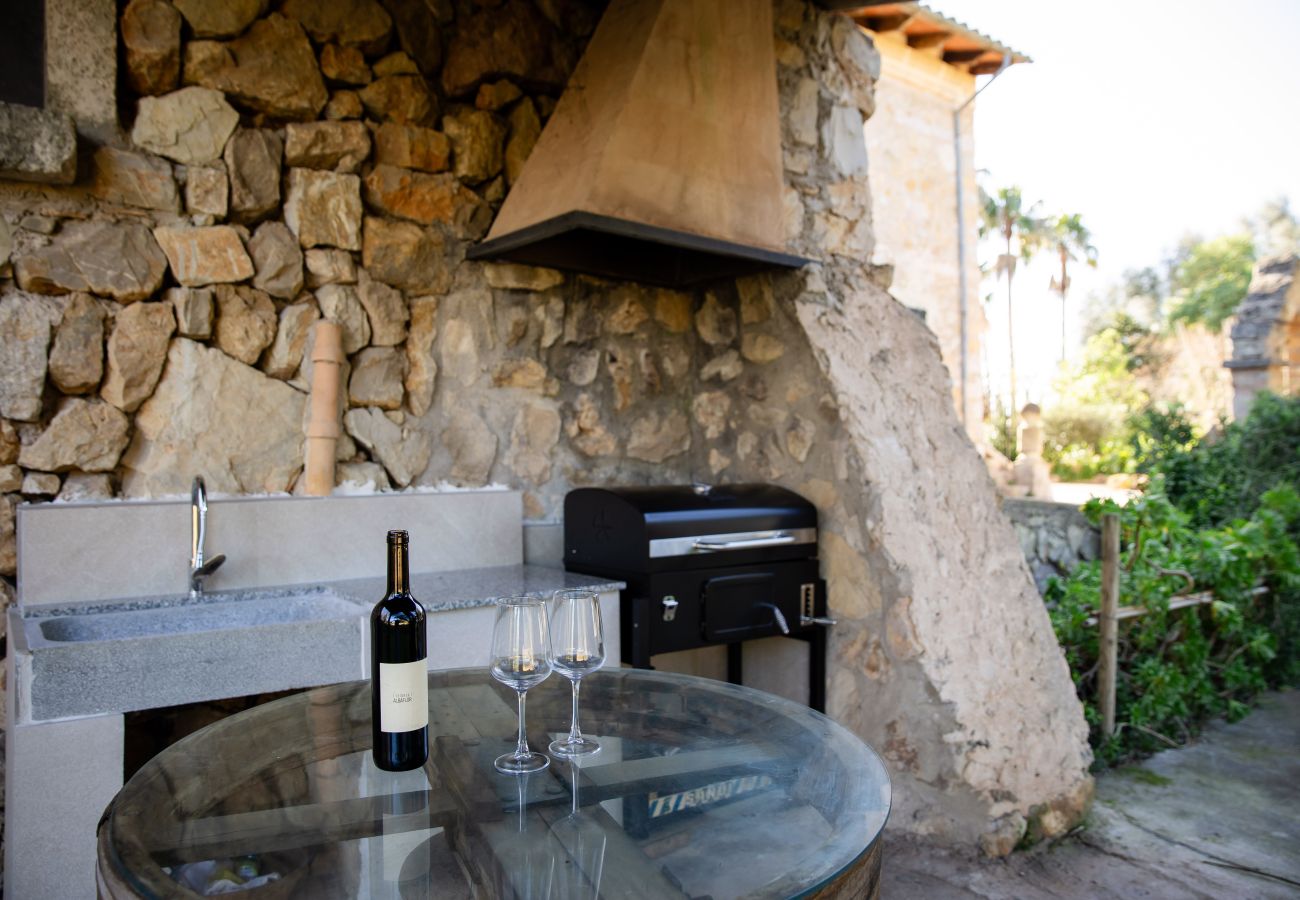 Apartment in Maria de la salut - YourHouse Deulosal, family-friendly rural house, cycling friendy