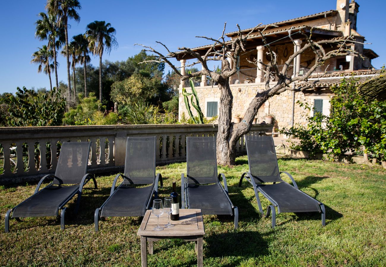 Apartment in Maria de la salut - YourHouse Deulosal, family-friendly rural house, cycling friendy