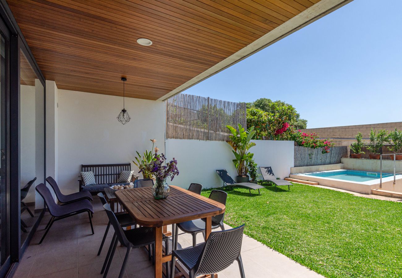 House in Llubi - YourHouse Casa Llubi, vacation house with private pool and air conditoining