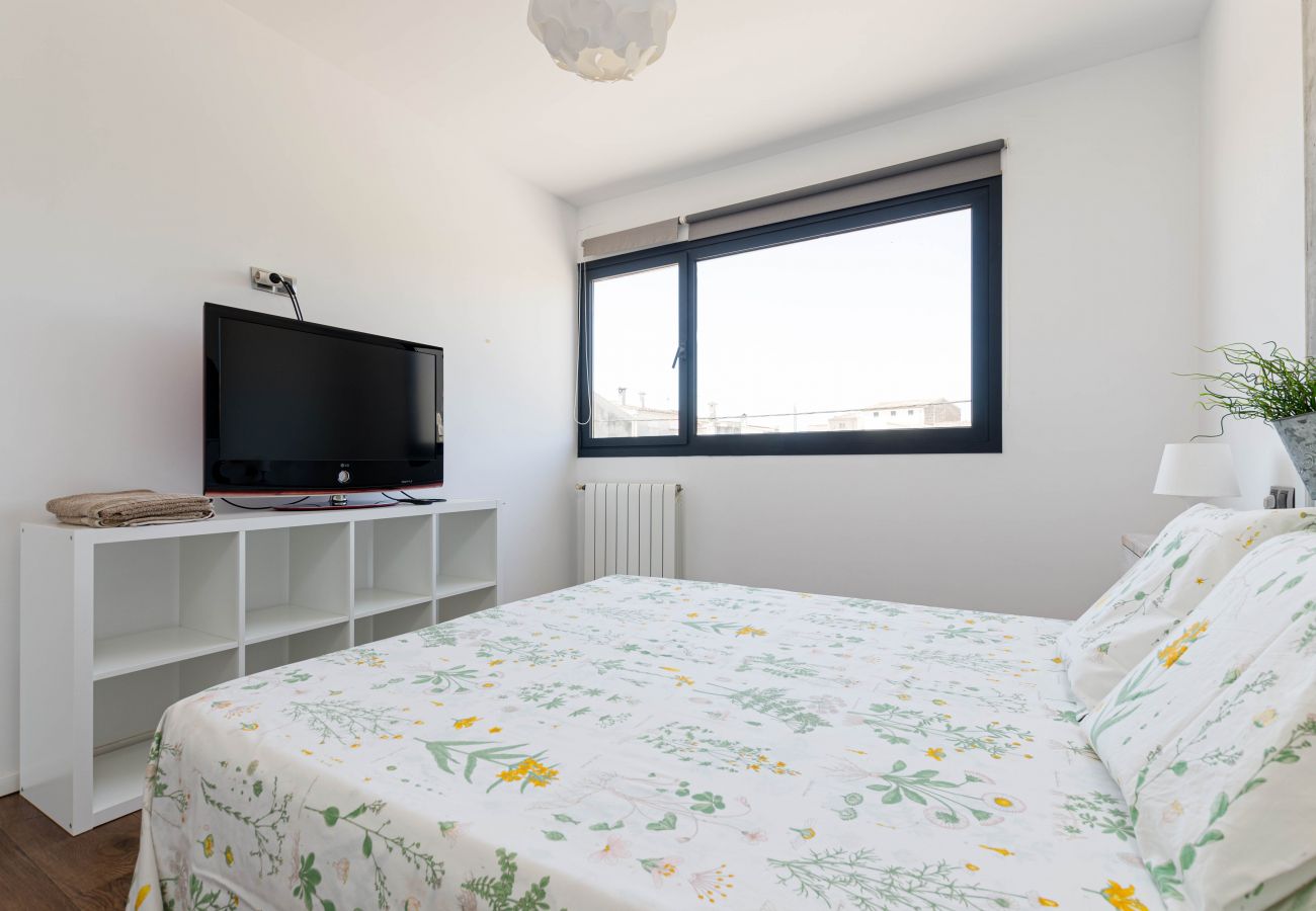 House in Llubi - YourHouse Casa Llubi, vacation house with private pool and air conditoining
