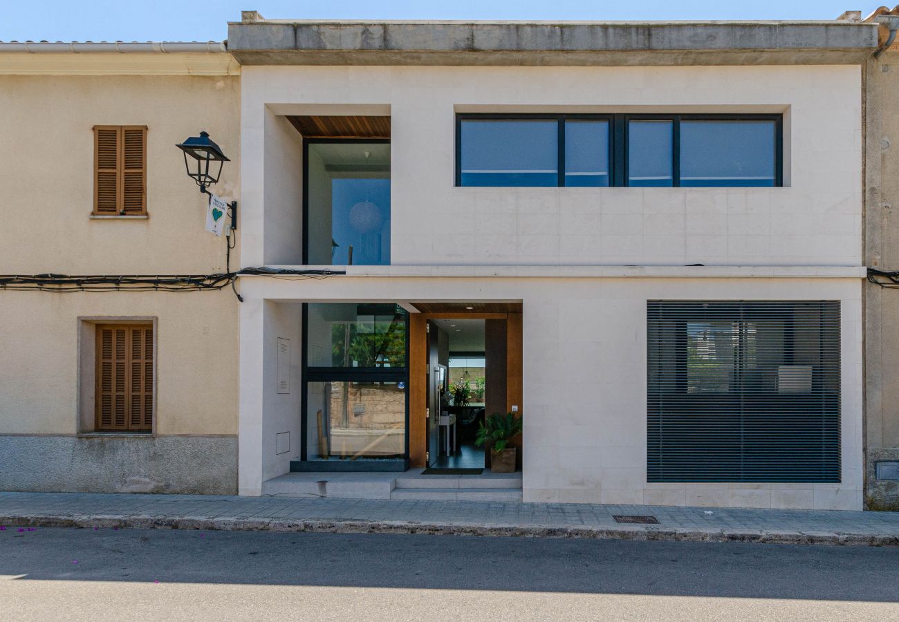 House in Llubi - YourHouse Casa Llubi, vacation house with private pool and air conditoining