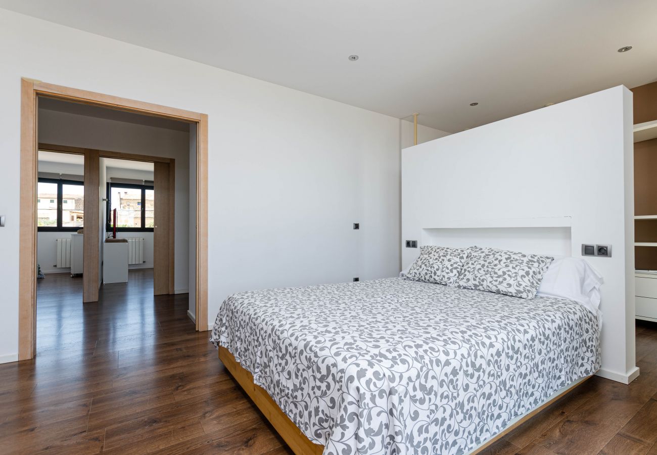 House in Llubi - YourHouse Casa Llubi, vacation house with private pool and air conditoining