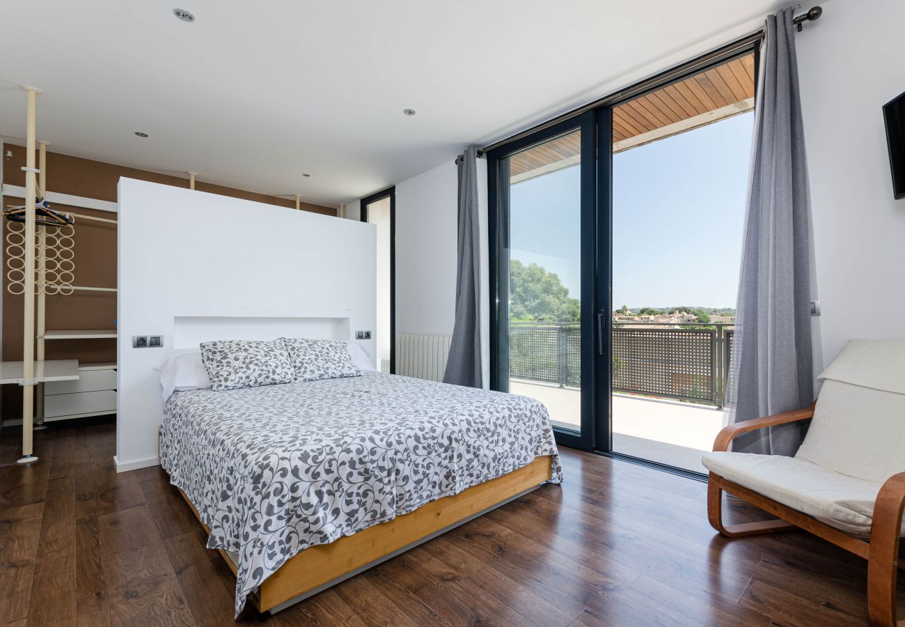 House in Llubi - YourHouse Casa Llubi, vacation house with private pool and air conditoining