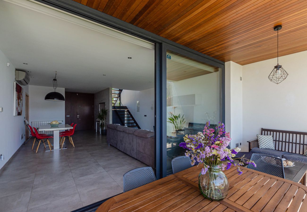 House in Llubi - YourHouse Casa Llubi, vacation house with private pool and air conditoining