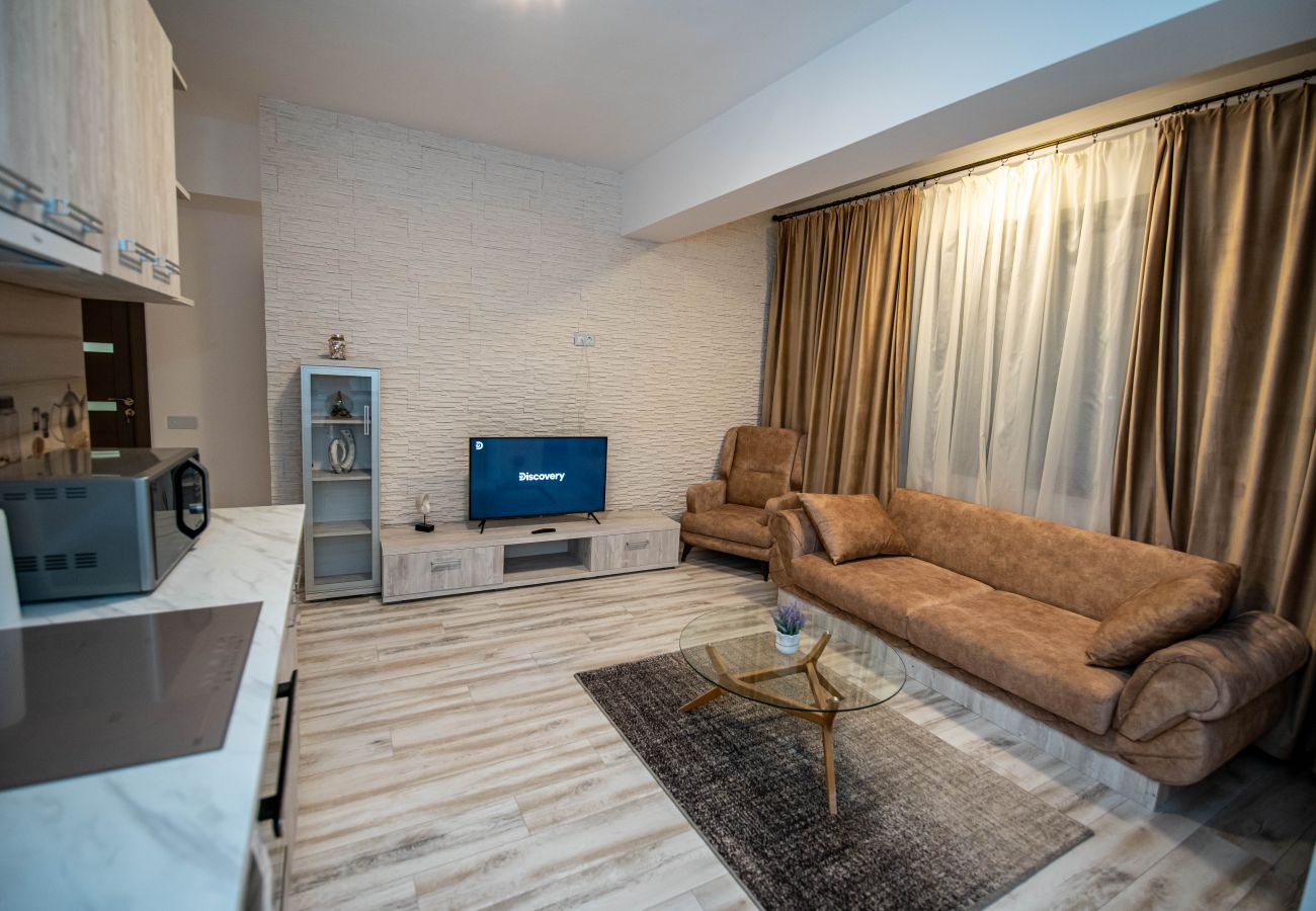 Apartment in Mamaia Nord - Charming flat by the sea