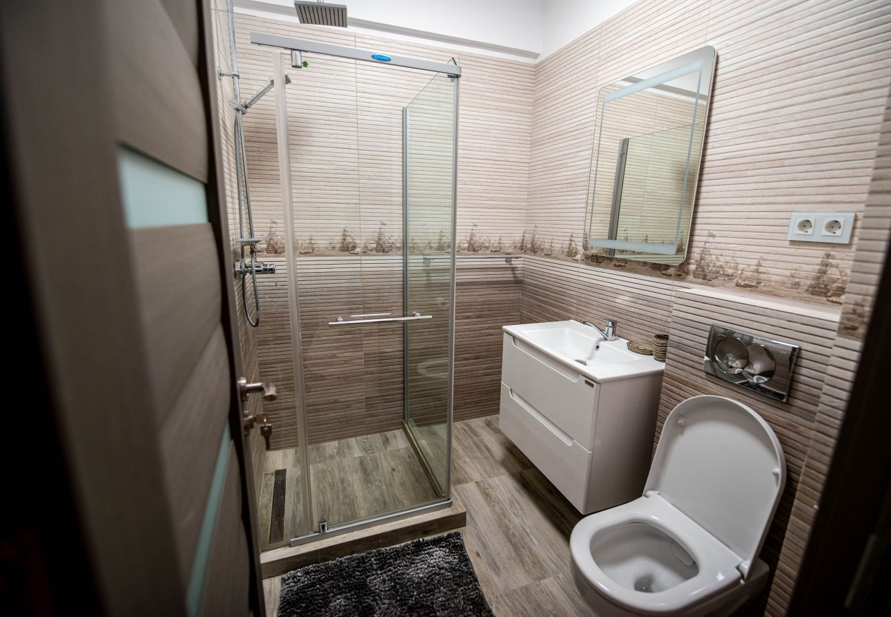 Apartment in Mamaia Nord - Charming flat by the sea