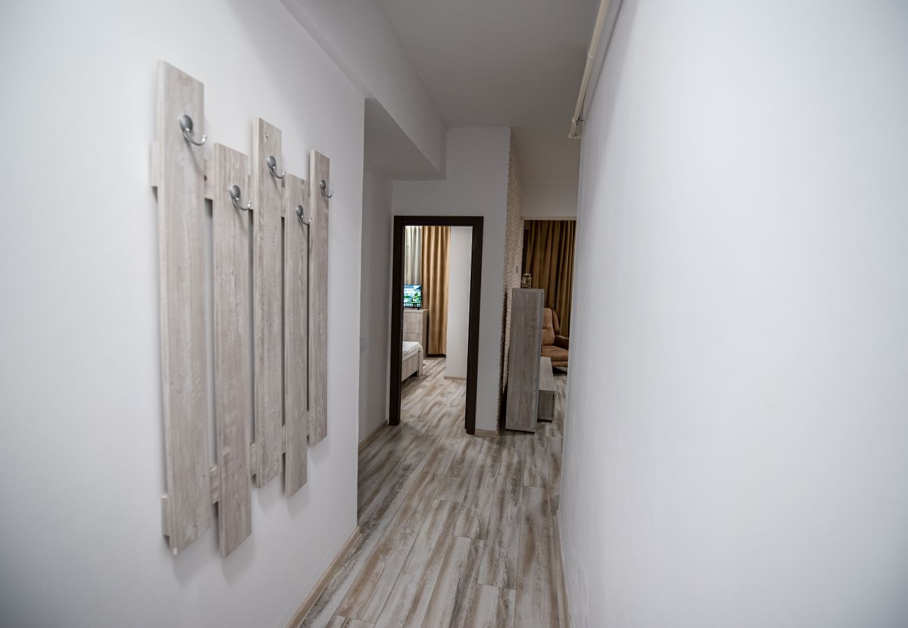 Apartment in Mamaia Nord - Charming flat by the sea