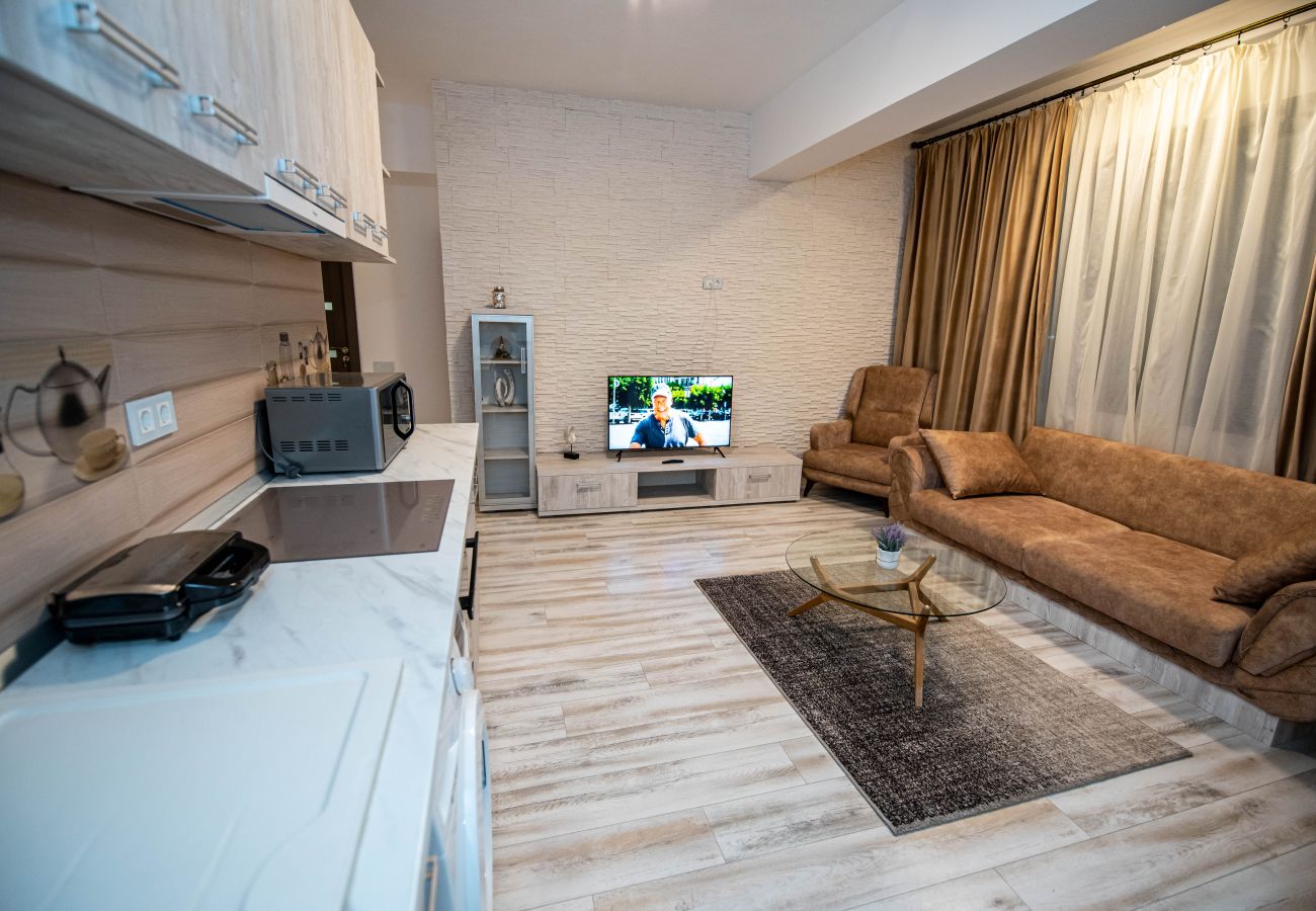Apartment in Mamaia Nord - Charming flat by the sea