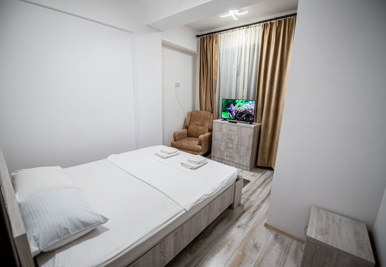 Apartment in Mamaia Nord - Charming flat by the sea