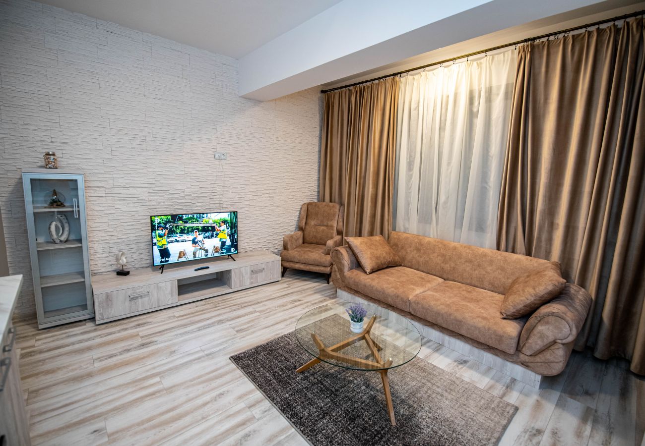 Apartment in Mamaia Nord - Charming flat by the sea