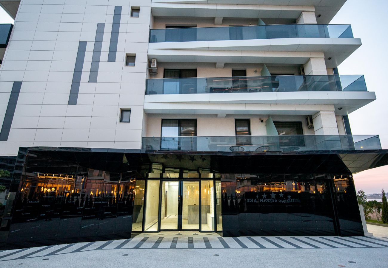 Apartment in Mamaia Nord - Charming flat by the sea
