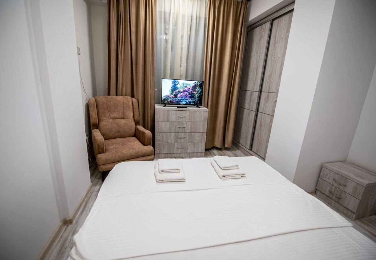 Apartment in Mamaia Nord - Charming flat by the sea