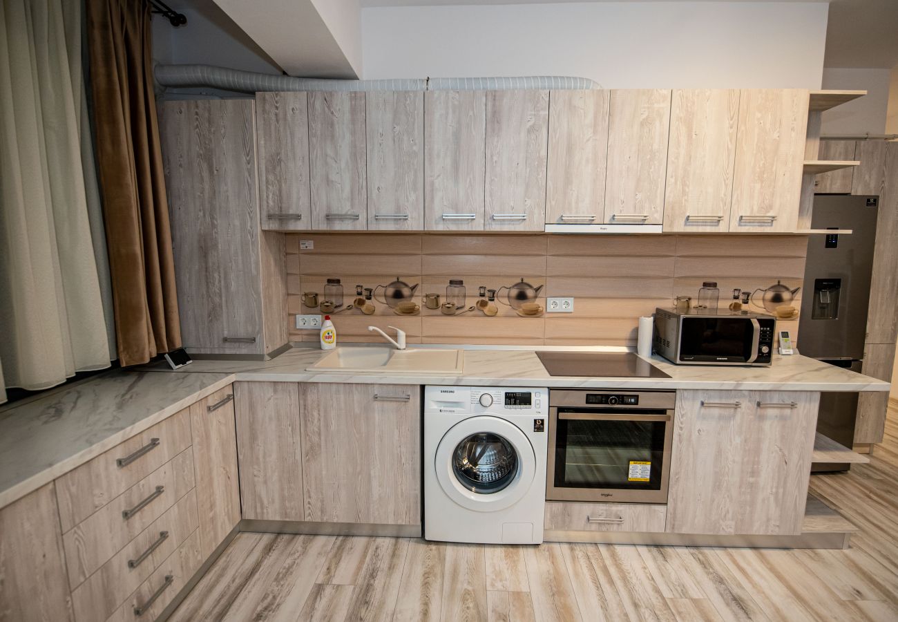Apartment in Mamaia Nord - Charming flat by the sea