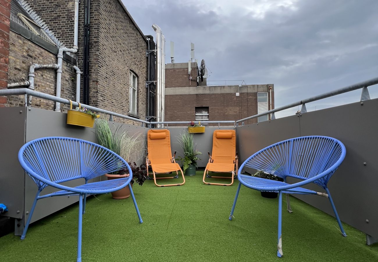 Apartment in Dublin - Splendid Temple Bar Apartment Sleeps 6 