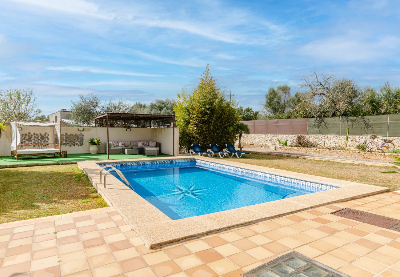 Villa in Arta - Family-friendly villa in Arta with pool and barbecue, YourHouse Can Gonzalez