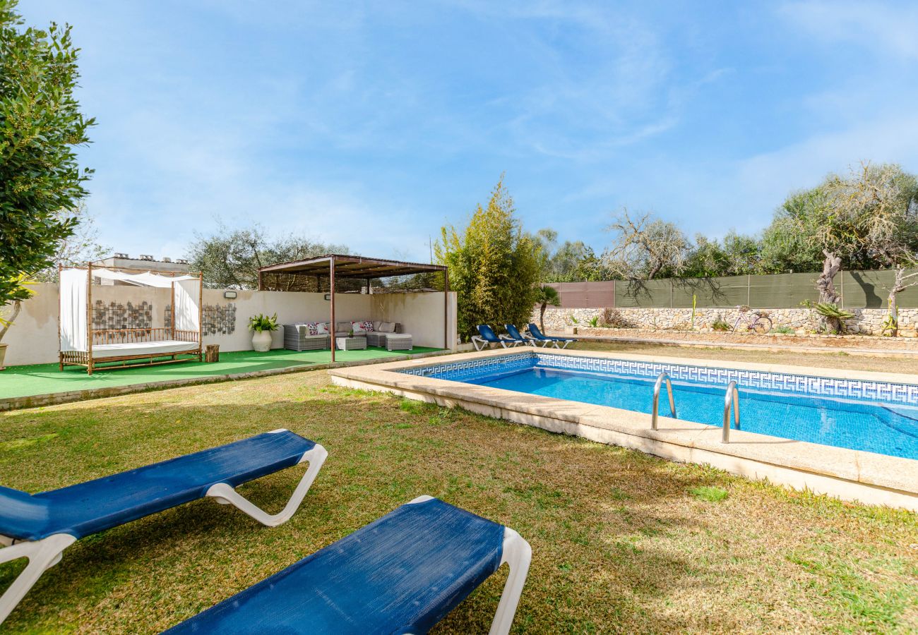 Villa in Arta - Family-friendly villa in Arta with pool and barbecue, YourHouse Can Gonzalez