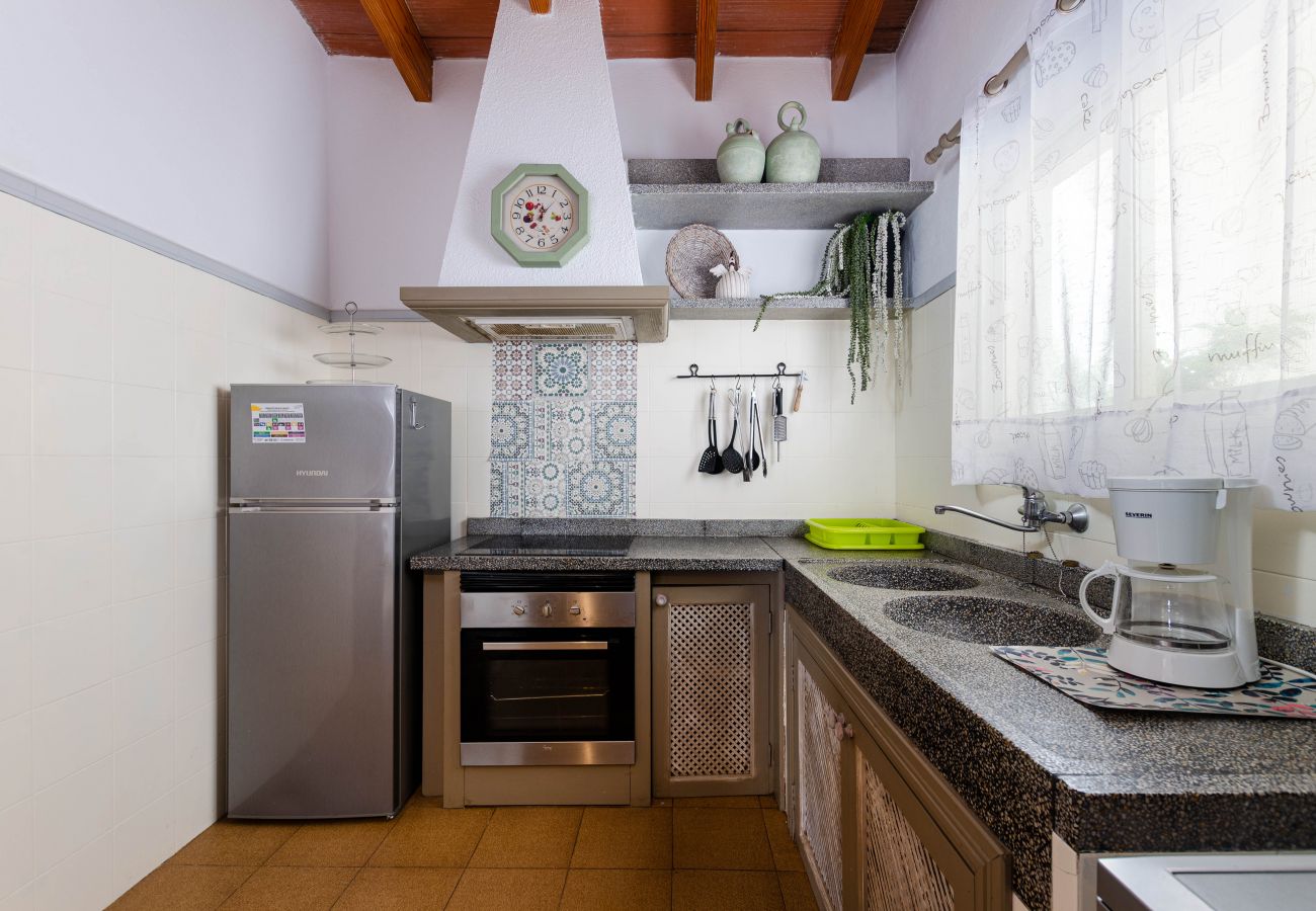Villa in Arta - Family-friendly villa in Arta with pool and barbecue, YourHouse Can Gonzalez