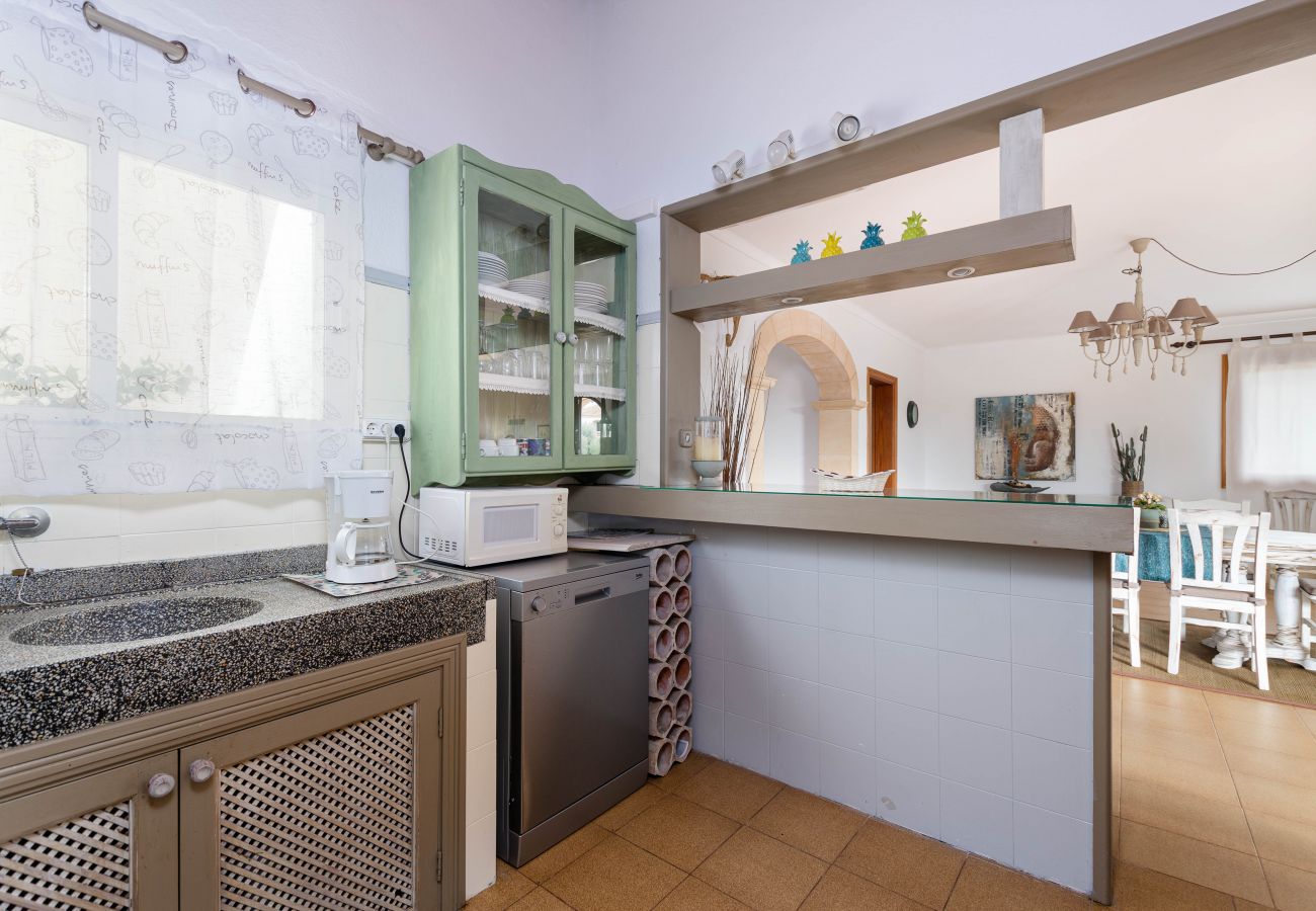 Villa in Arta - Family-friendly villa in Arta with pool and barbecue, YourHouse Can Gonzalez