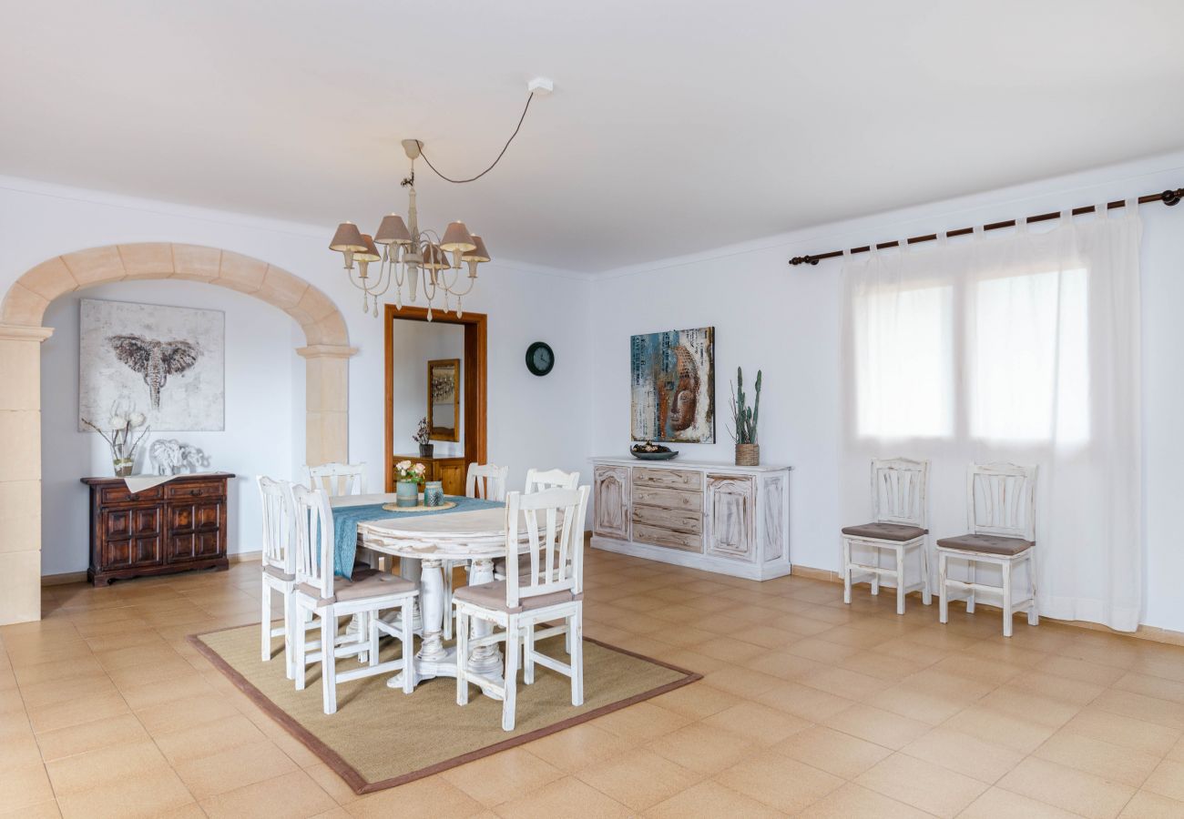 Villa in Arta - Family-friendly villa in Arta with pool and barbecue, YourHouse Can Gonzalez