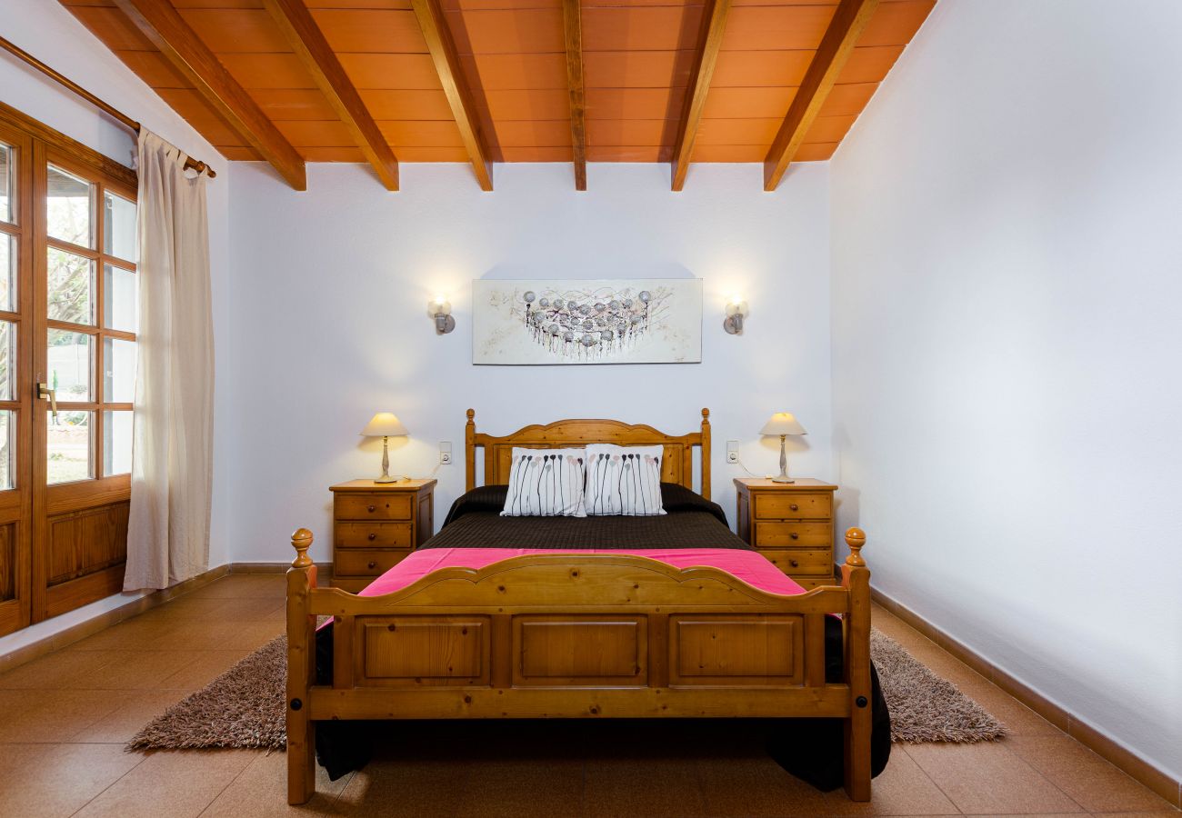 Villa in Arta - Family-friendly villa in Arta with pool and barbecue, YourHouse Can Gonzalez