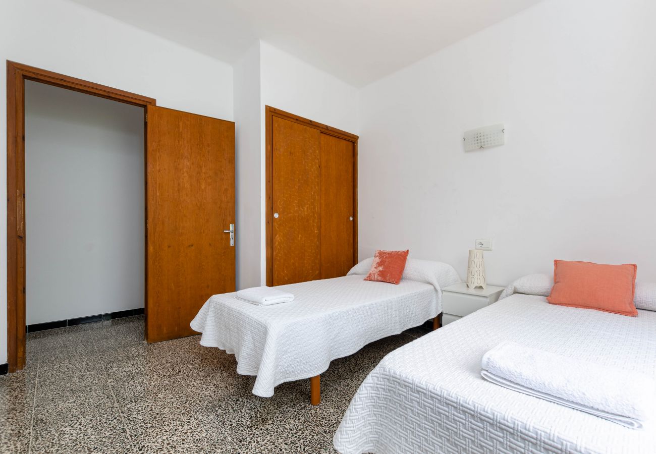 House in Can Picafort - YourHouse Villa Ana, family-friendly holiday house a few steps from the beach