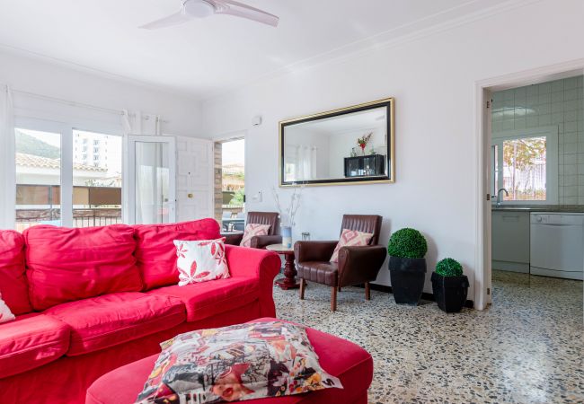 House in Puerto de Alcudia - YourHouse Casa Esperanza, family-friendly house in Puerto de Alcúdia House in Puerto de Alcudia - YourHouse Casa Esperanza, family-friendly house in Puerto de Alcúdia