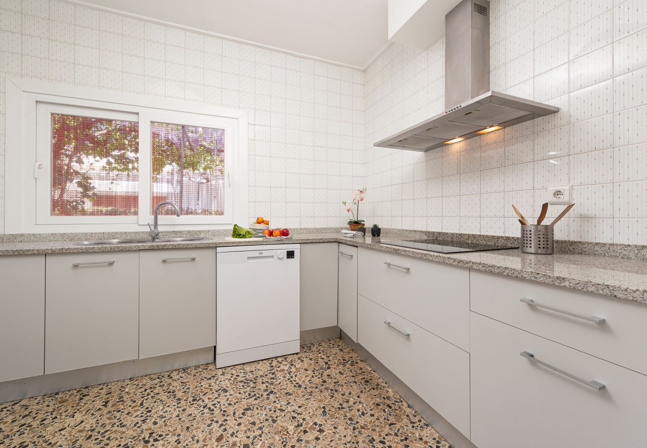House in Puerto de Alcudia - YourHouse Casa Esperanza, family-friendly house in Puerto de Alcúdia