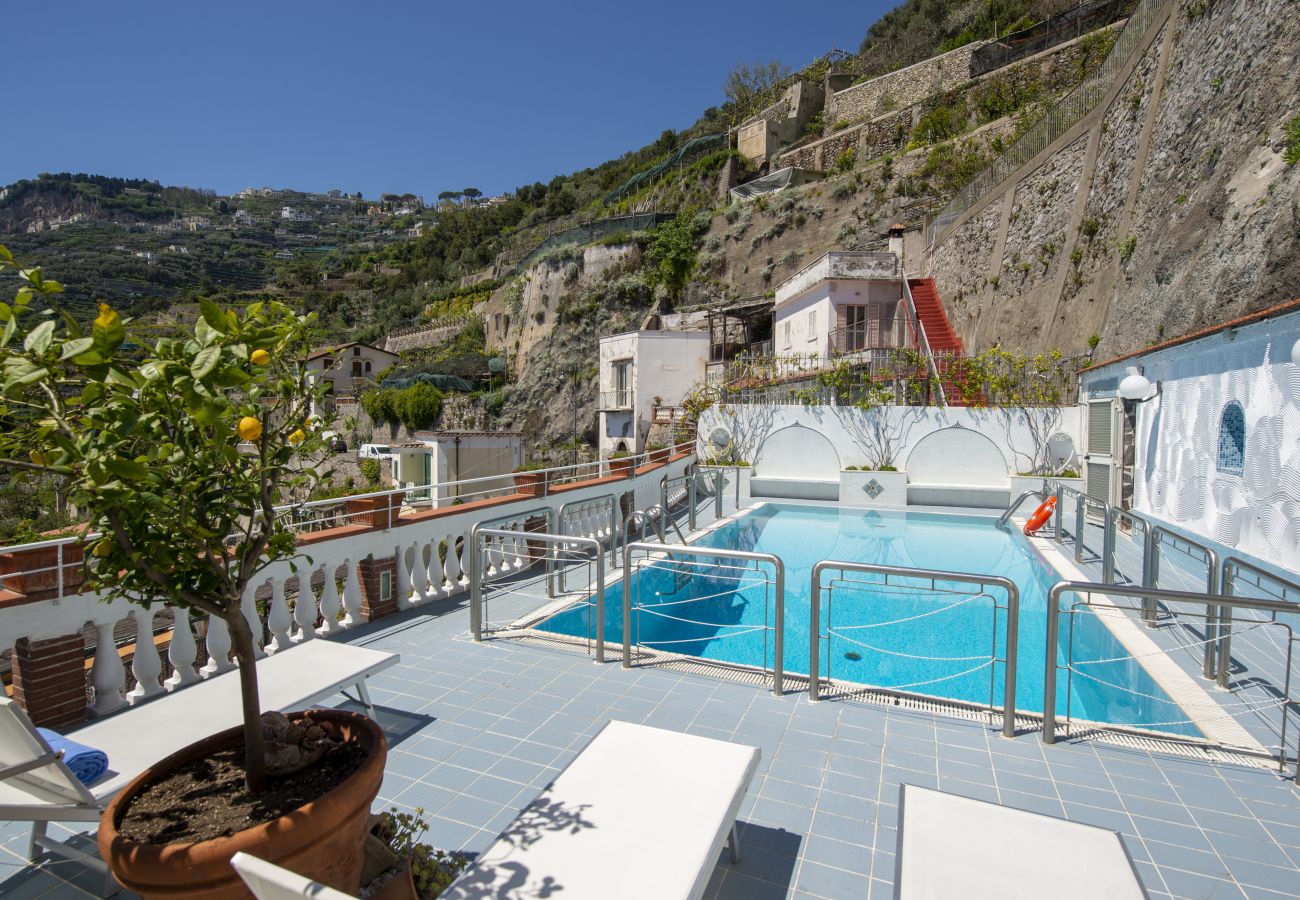 Villa in Ravello - Villa Arte - Luxurious Villa for Large Groups with Private Pool