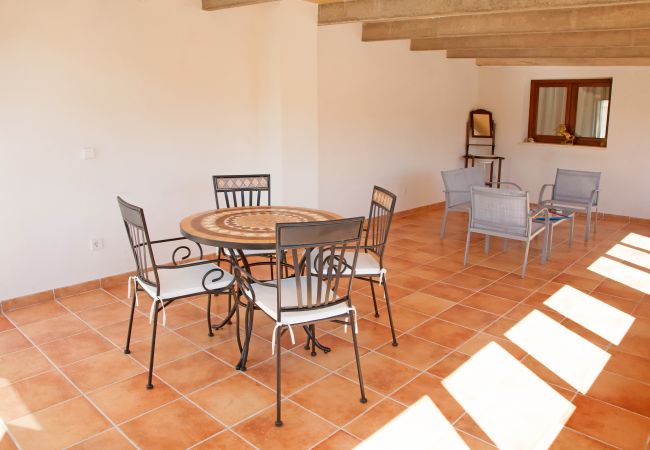 Villa in Sa Pobla - YourHouse Can Peret, stylish holiday house with pool for 8 guests