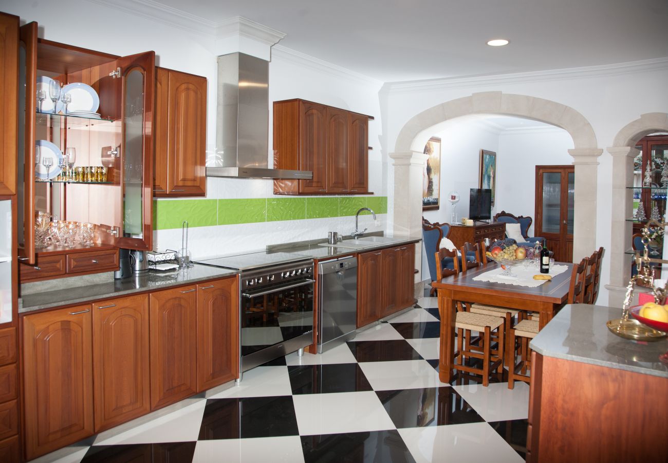 Villa in Sa Pobla - YourHouse Can Peret, stylish holiday house with pool for 8 guests