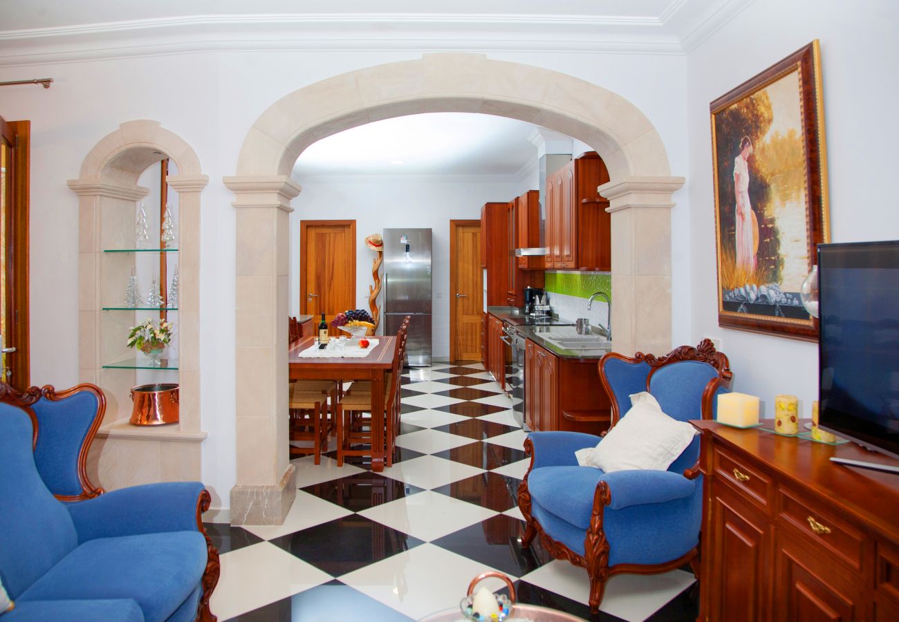 Villa in Sa Pobla - YourHouse Can Peret, stylish holiday house with pool for 8 guests