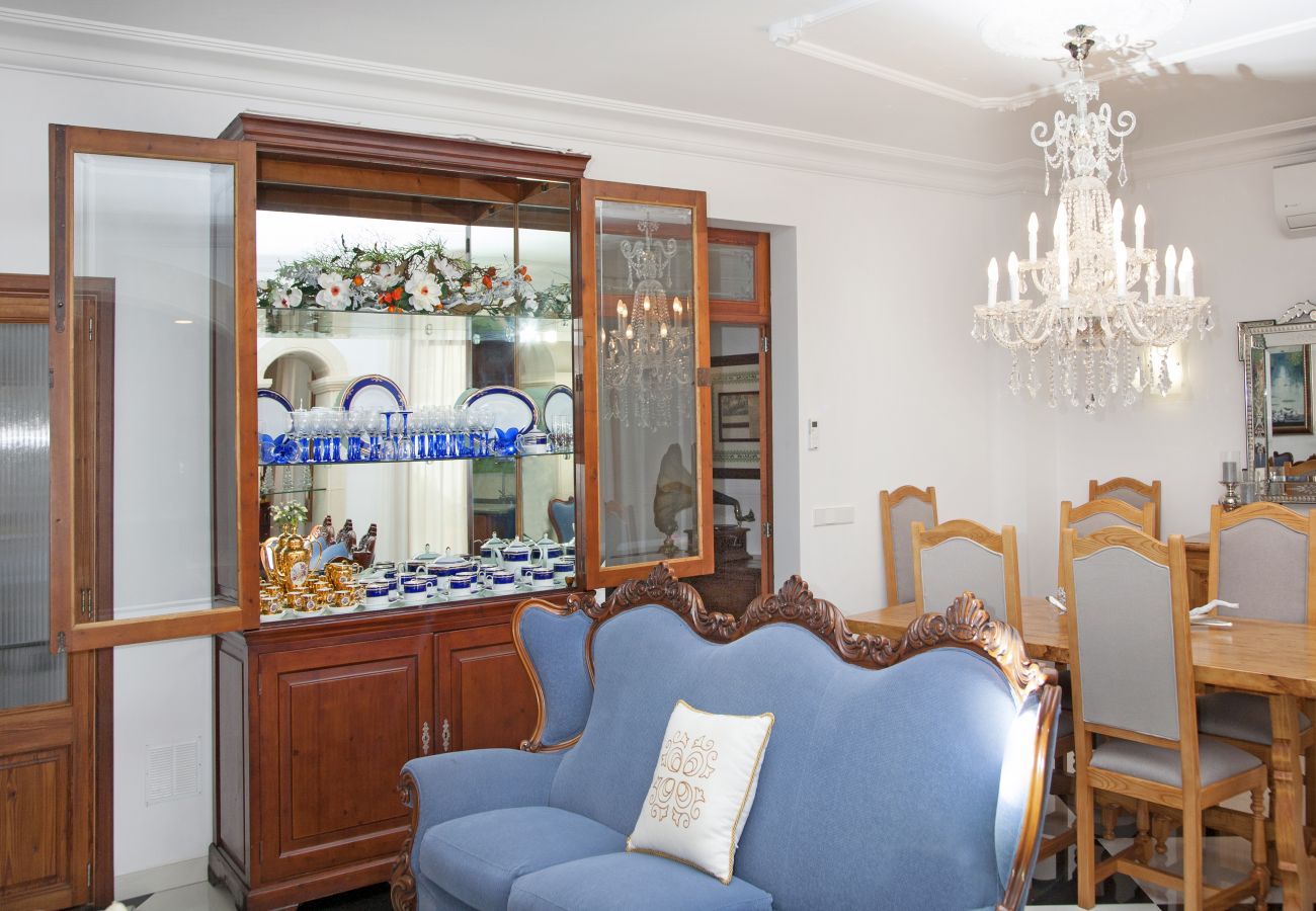 Villa in Sa Pobla - YourHouse Can Peret, stylish holiday house with pool for 8 guests