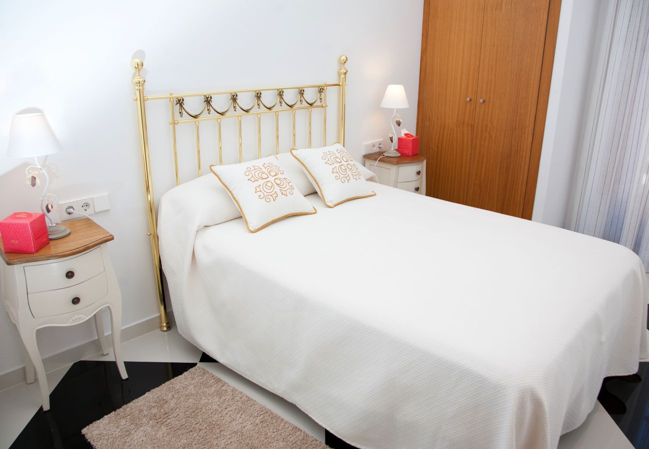 Villa in Sa Pobla - YourHouse Can Peret, stylish holiday house with pool for 8 guests