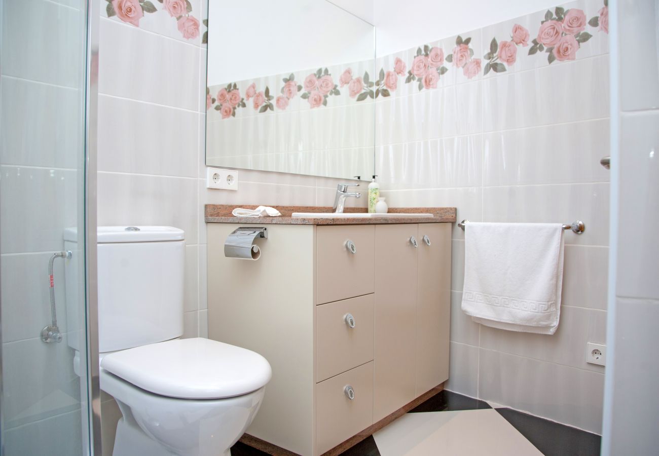 Villa in Sa Pobla - YourHouse Can Peret, stylish holiday house with pool for 8 guests