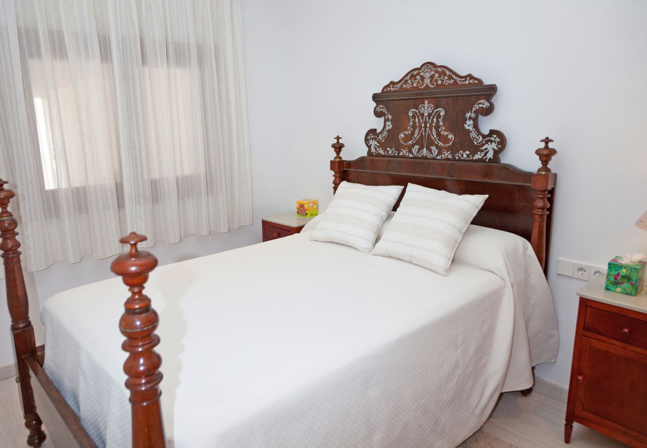 Villa in Sa Pobla - YourHouse Can Peret, stylish holiday house with pool for 8 guests