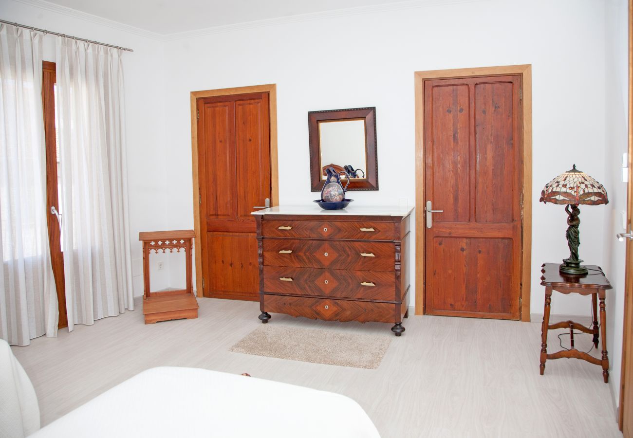 Villa in Sa Pobla - YourHouse Can Peret, stylish holiday house with pool for 8 guests