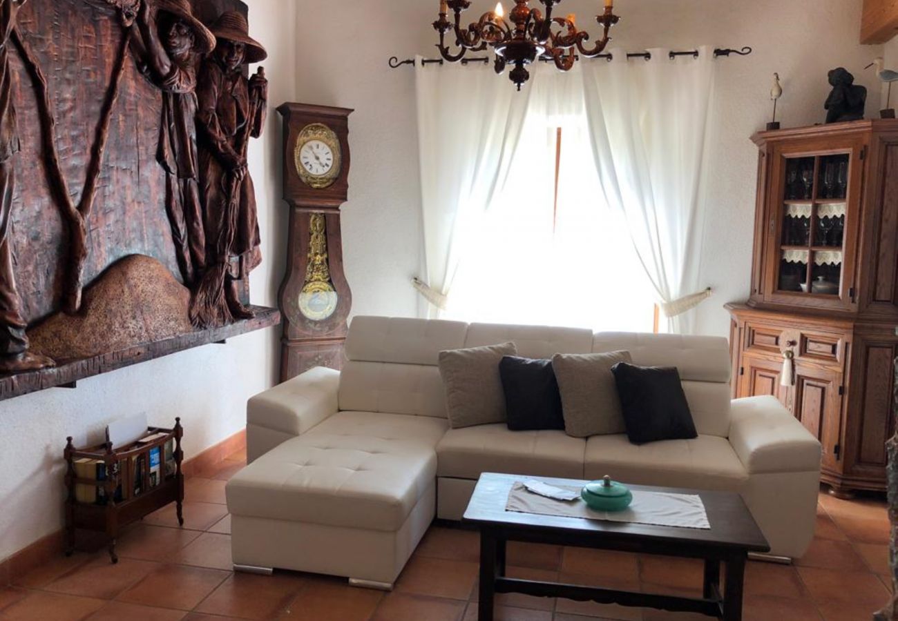 Villa in Arta - YourHouse Voltor Negre, family friendly holiday house with private pool and garden near Artà