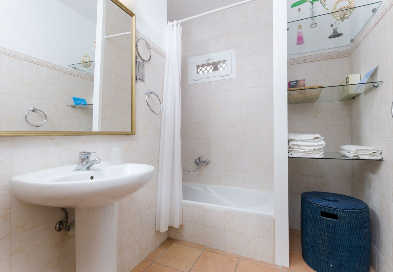 Villa in Santa Margalida - YourHouse Sa Cova Dor, villa with private pool and garden