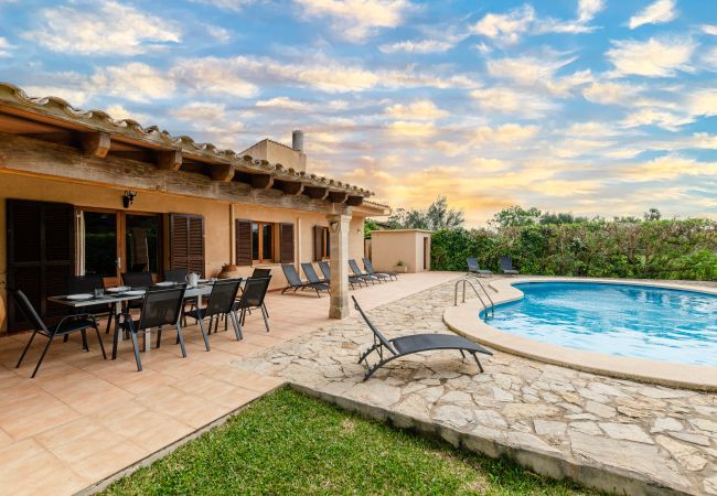 Villa in Pollensa - Quiet villa with private pool and barbecue in Pollensa, YourHouse Can Escandeu Villa in Pollensa - Quiet villa with private pool and barbecue in Pollensa, YourHouse Can Escandeu