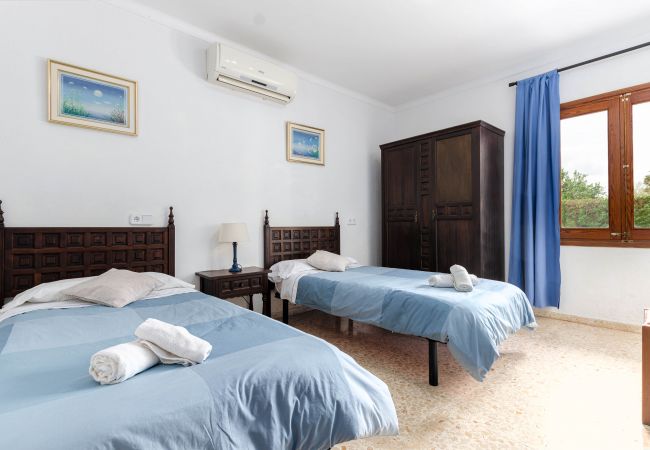 Villa in Pollensa - Quiet villa with private pool and barbecue in Pollensa, YourHouse Can Escandeu Villa in Pollensa - Quiet villa with private pool and barbecue in Pollensa, YourHouse Can Escandeu