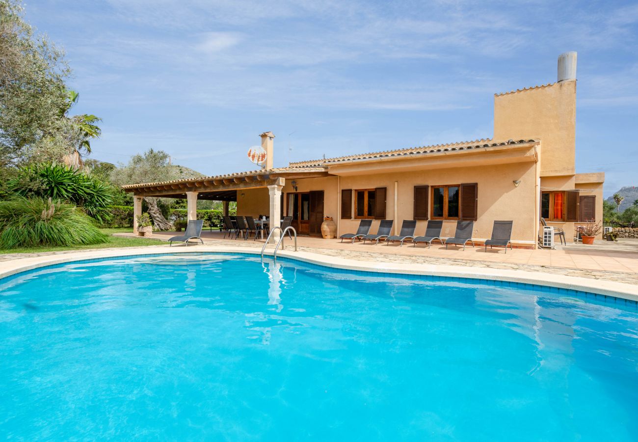 Villa in Pollensa - Quiet villa with private pool and barbecue in Pollensa, YourHouse Can Escandeu