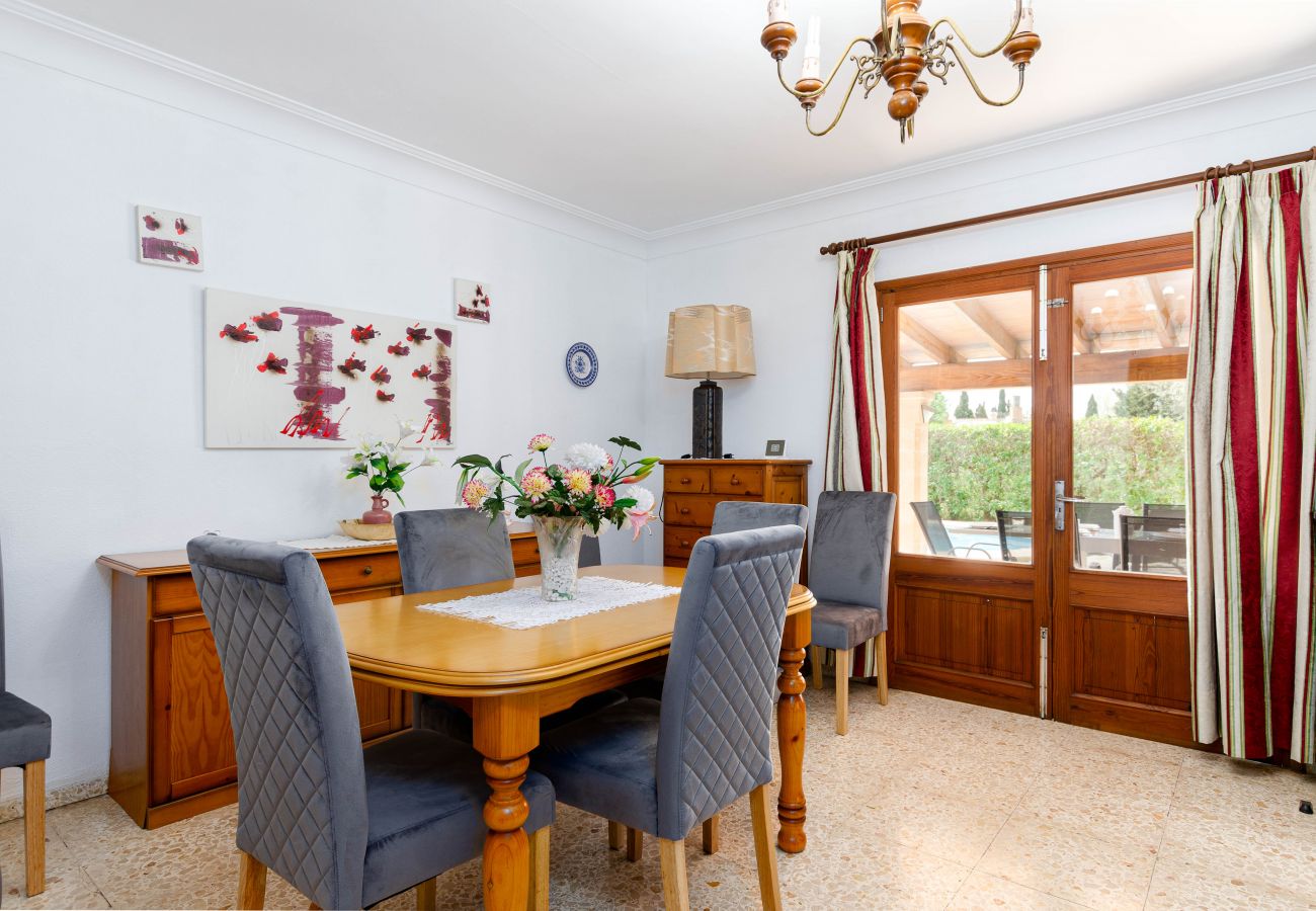 Villa in Pollensa - Quiet villa with private pool and barbecue in Pollensa, YourHouse Can Escandeu