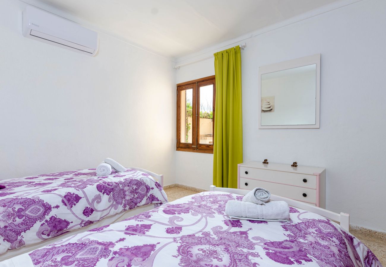 Villa in Pollensa - Quiet villa with private pool and barbecue in Pollensa, YourHouse Can Escandeu