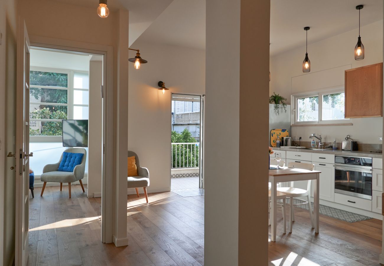 Apartment in Tel Aviv - Jaffa - Refined Gordon Apartment with balcony by FeelHome