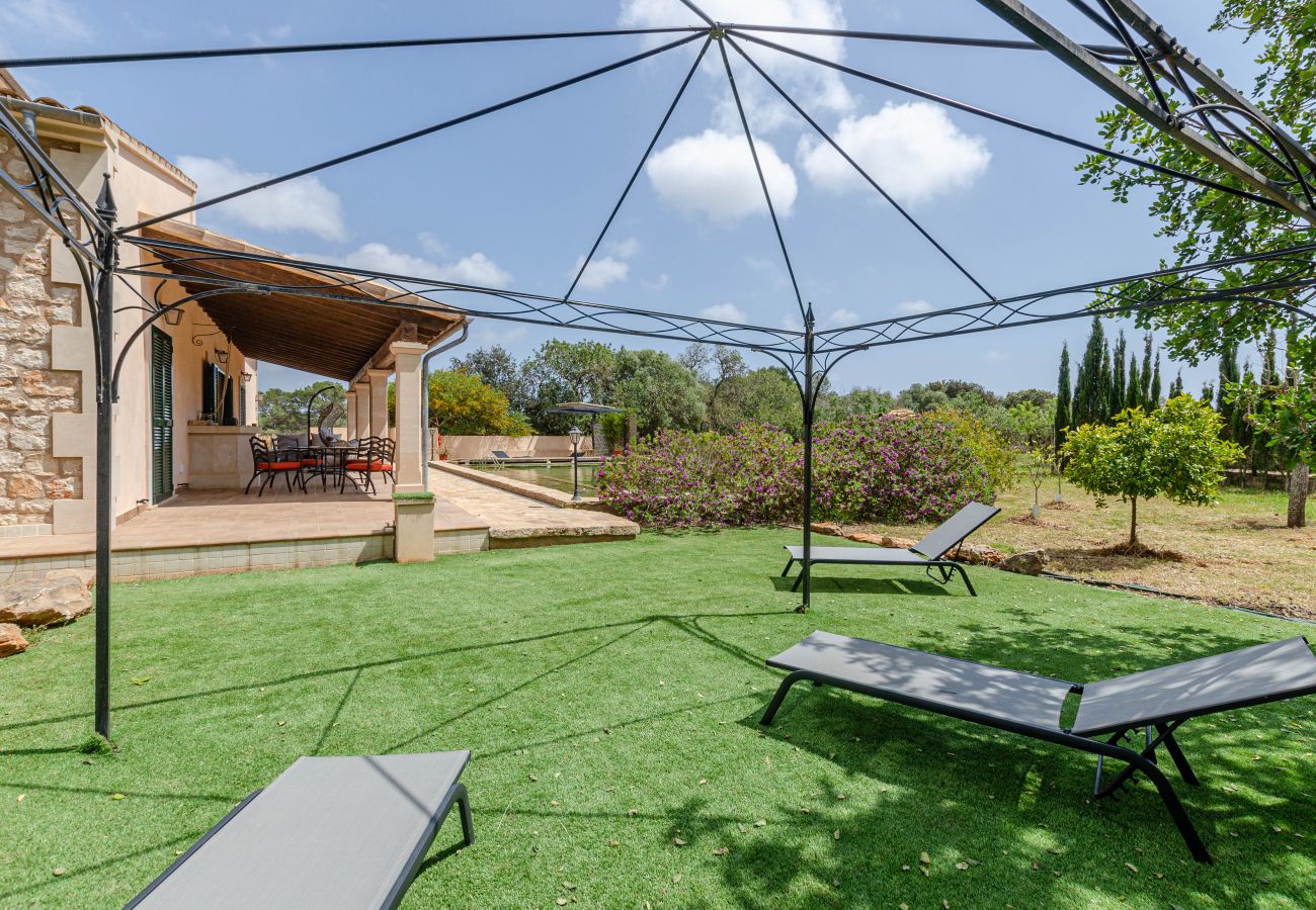 Villa in Santanyi - YourHouse Na Clavet, finca with natural pool near Cala D'Or
